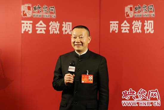 全國人大代表劉文新接受映象網(wǎng)“兩會微視”訪談。