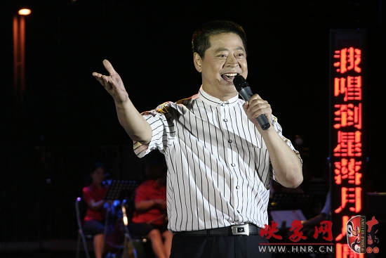 國家一級演員、河南省曲劇團(tuán)團(tuán)長孟祥禮演唱《你家在哪里》