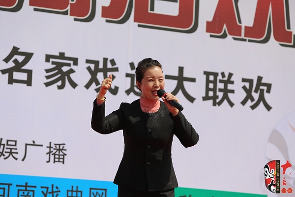 洛陽市豫劇院副院長、豫劇二團(tuán)團(tuán)長陳大華演唱豫劇《穆桂英掛帥》選段