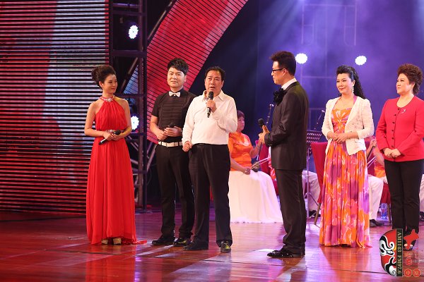 采訪中國(guó)劇協(xié)副主席、河南省劇協(xié)主席、河南省豫劇院院長(zhǎng)李樹建