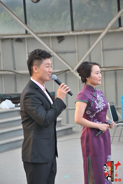 河南電臺戲曲廣播著名主持人池城、曉琴表演詩朗誦《一塊常香的玉》