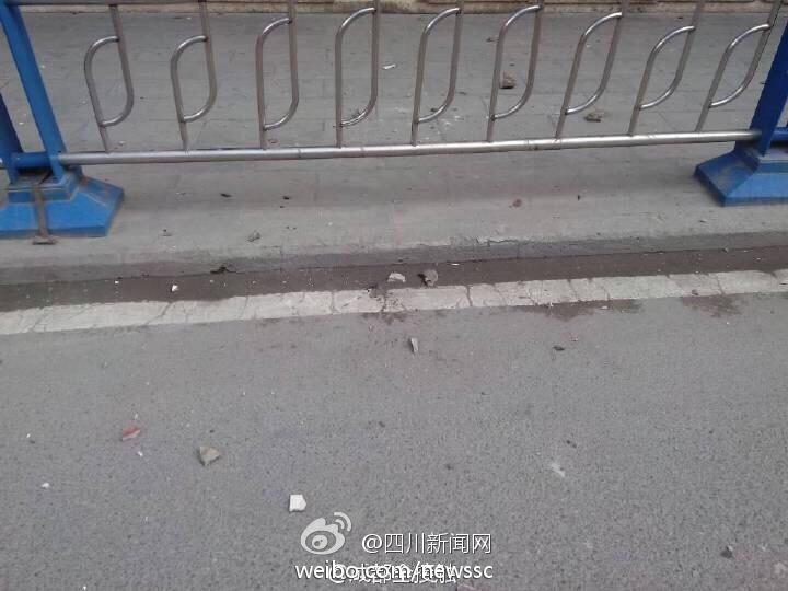 據(jù)中國(guó)地震臺(tái)網(wǎng)速報(bào)稱(chēng)，11月22日16時(shí)55分，四川省甘孜藏族自治州康定縣（北緯30.3度，東經(jīng)10
