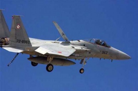資料圖：日本自衛(wèi)隊F-15戰(zhàn)斗機。