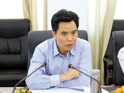 原萍鄉(xiāng)市副市長孫家群。