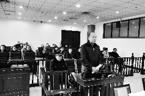 顏承魯庭審現(xiàn)場。資料照片