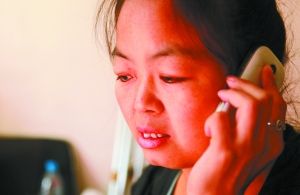 每次給家人打電話，史女士都會很難過。