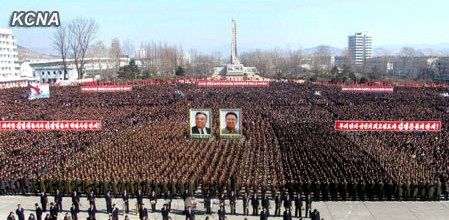 朝鮮民眾稱，朝鮮軍民“將在任意時期、對任意對象隨意實施無止境的正義打擊，一定實現(xiàn)民族的夙愿祖國統(tǒng)一大業(yè)”。