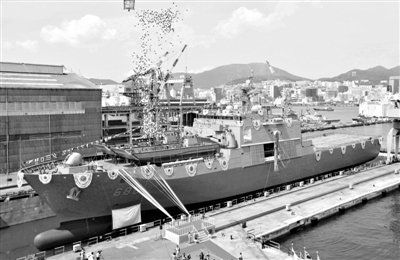 9月11日，韓國釜山，韓國海軍新一代登陸艦“天王峰”號舉行了下水儀式。