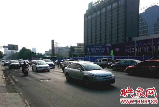 金水路沿線居民期待準(zhǔn)快速路早日開通。