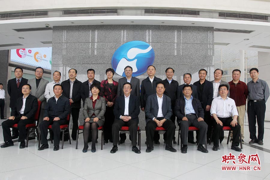 河南省委書記、省人大常委會(huì)主任郭庚茂視察河南電視臺(tái) 東方今報(bào)記者沈翔 劉棟杰/攝