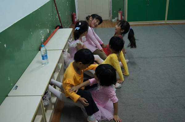 藝校妹子到底有多苦？