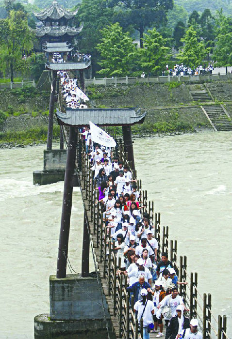 見證浪漫愛情 盤點(diǎn)中國(guó)浪漫愛情橋