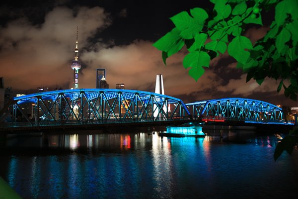 見證浪漫愛情 盤點(diǎn)中國(guó)浪漫愛情橋