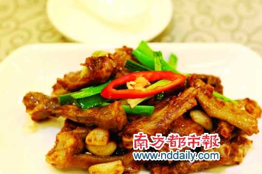 低，是實(shí)惠也是風(fēng)格俗 是喜劇也是味道