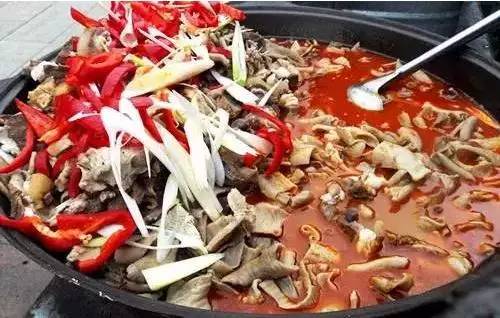 新疆奇葩”黑暗料理“ 你吃過(guò)嘛？