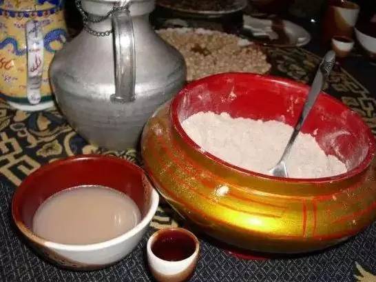 新疆奇葩”黑暗料理“ 你吃過(guò)嘛？