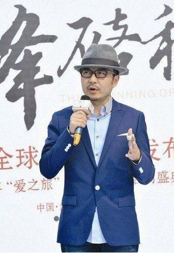 汪涵自曝年薪30萬。