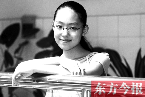 祁瑩就讀于鄭州外國語中學(xué)，她的夢想是當(dāng)一名外交官 邱琦/圖