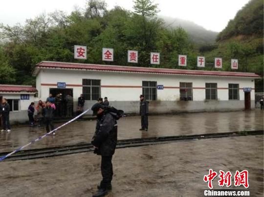 圖為事故救援現(xiàn)場。 禎東 攝