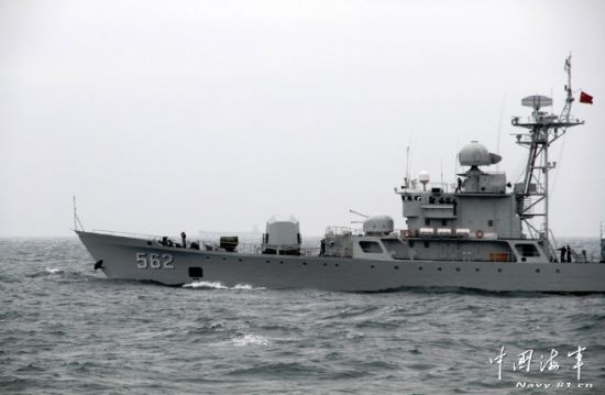 【我053H1G護(hù)衛(wèi)艦升級(jí)后亮劍南?！? width=