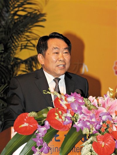 2011年10月12日，叢書《中國油氣田開發(fā)志》首發(fā)式上，時任四川省人大常委會副主任郭永祥在講話。