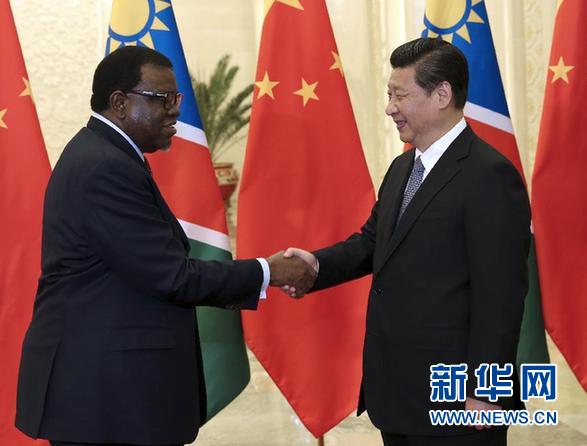4月8日，國家主席習(xí)近平在北京人民大會(huì)堂會(huì)見納米比亞總理根哥布。新華社記者 龐興雷 攝