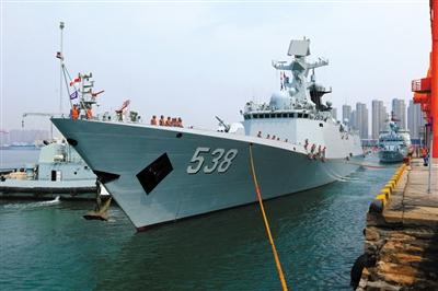 中國導彈護衛(wèi)艦煙臺艦——滿載排水量4000余噸，艦長134.1米，艦寬16米，是我國自主設計、研制的