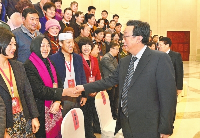 1月20日上午，省委書記、省人大常委會主任郭庚茂,省委副書記、省長謝伏瞻等親切接見了省民族團結(jié)