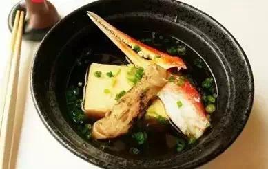 就一點(diǎn)兒紫菜跟生魚片 日料沒吃什么為啥還那么貴？