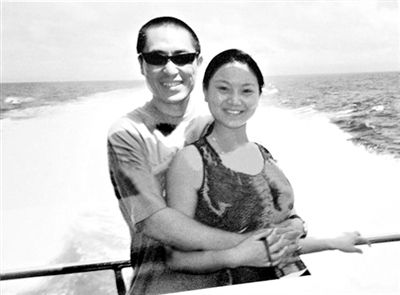 張藝謀與現(xiàn)任妻子陳婷。資料圖片