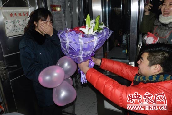 “嫁給我吧，我要愛你一生！”