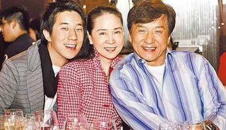 房祖名、林鳳嬌和成龍(資料圖)