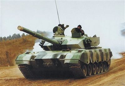 陸軍99改主戰(zhàn)坦克。