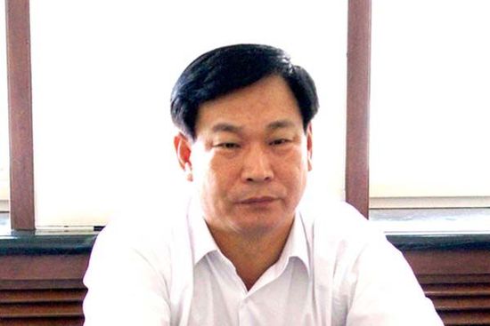 天津市燃?xì)饧瘓F(tuán)有限公司原黨委書記、董事長(zhǎng)金建平。東方IC 資料