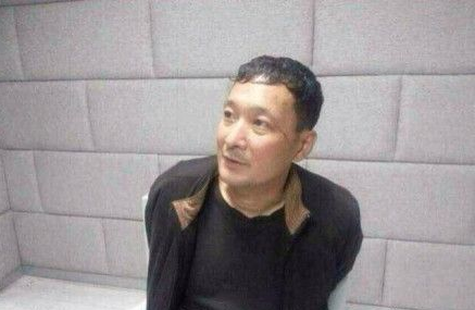 圖為在逃犯罪嫌疑人王慶新。