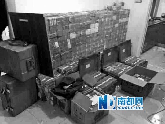 　馬超群家中金條清點(diǎn)現(xiàn)場。C FP圖片