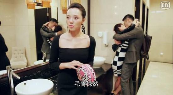 近些年有一種偽現(xiàn)實(shí)劇，它們會(huì)起一個(gè)沾邊社會(huì)熱點(diǎn)的名字，擺出一副關(guān)切大時(shí)代的宏大姿勢(shì)。當(dāng)然了，你無法和它們較真，因?yàn)樗麄兊膭∽鞣绞綕M是俗套，價(jià)值觀也歪到?jīng)]譜。