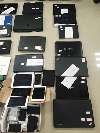 警方查獲的部分作案工具。新京報(bào)記者 吳為 攝