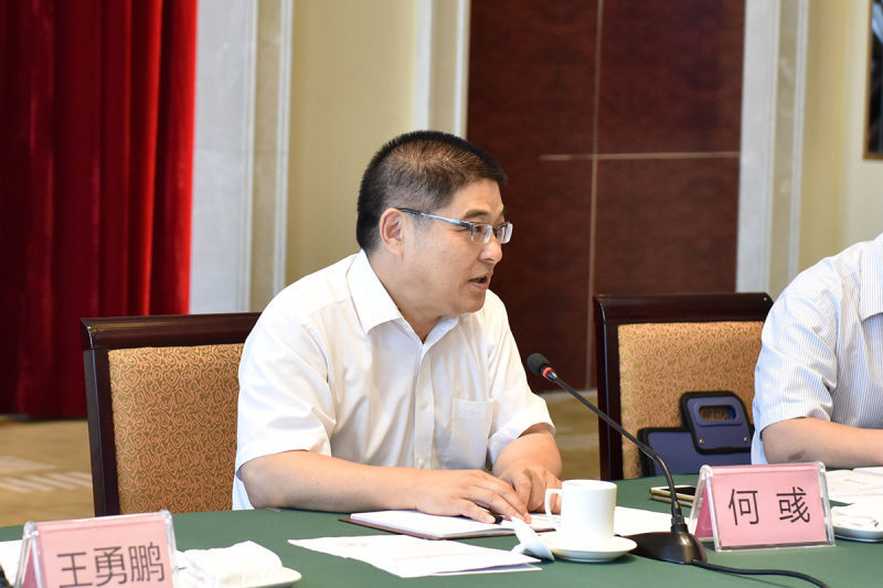 省委宣傳部副部長、省委網(wǎng)信辦主任何彧