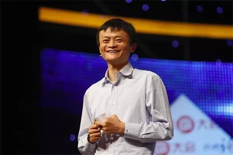 2011年8月17日，阿里巴巴集團(tuán)宣布，將提供30億元無(wú)息貸款，幫助員工解決首次置業(yè)問(wèn)題，每人最高可申請(qǐng)30萬(wàn)元。此外，阿里巴巴還將投入5億元設(shè)教育基金，通過(guò)和教育機(jī)構(gòu)共同辦學(xué)、與現(xiàn)有學(xué)校合作，解決員工子女入園、上學(xué)問(wèn)題;向基層員工發(fā)放一次性的物價(jià)、子女教育補(bǔ)貼，預(yù)計(jì)總額超過(guò)4000萬(wàn)元。