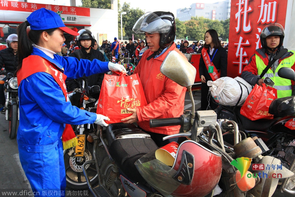 今年廣東、廣西兩省共193座中石化油站將為返鄉(xiāng)車(chē)主提供“6+X”免費(fèi)服務(wù)，并將為1萬(wàn)名“返鄉(xiāng)摩騎”免