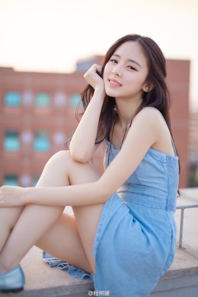 廈大?；ǔ涛蹑虑寮儗懻娅@贊 素顏美到窒息