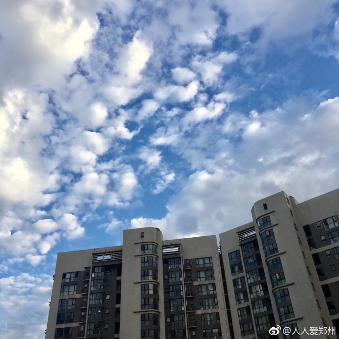 又被鄭州的藍天刷屏！隨便一拍就是手機壁紙