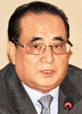 李秀勇曾照料金正恩兄妹。