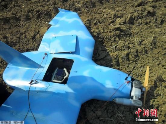 圖為3月31日，一架無人機(jī)在韓國西部海域的白翎島墜毀。