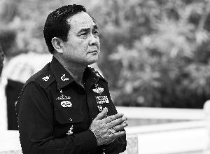 8月21日，巴育在泰國春武里府出席軍方活動(dòng)。 新華社發(fā)
