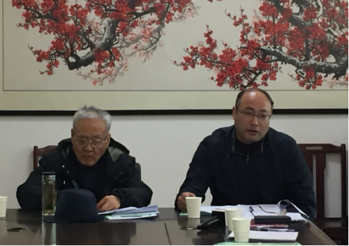 （左：原周口地區(qū)常委秘書(shū)長(zhǎng)梁祖靈 ；右：鄲城縣委常委組織部長(zhǎng)侯磊 ）