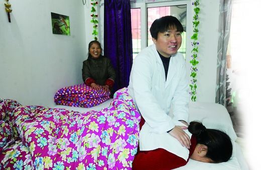 從失明絕望到振作開店，盲小伙陳冬經(jīng)歷重生