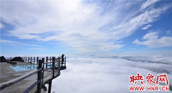 這個(gè)夏天,21℃老君山精彩不斷、主題活動驚爆眼球、更有百萬大獎(jiǎng)等你拿!