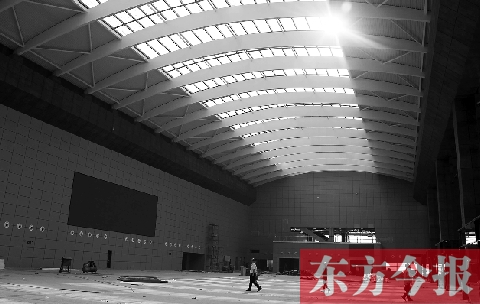 作為高鐵鄭州東站最重要的配套工程，鄭州綜合交通樞紐公路客運(yùn)站的裝修工作即將完成，預(yù)計(jì)今年9月底與鄭州
